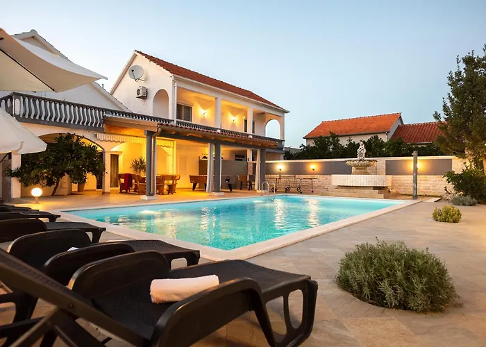 Villa House San Mario - Pets Friendly Rural Polaca