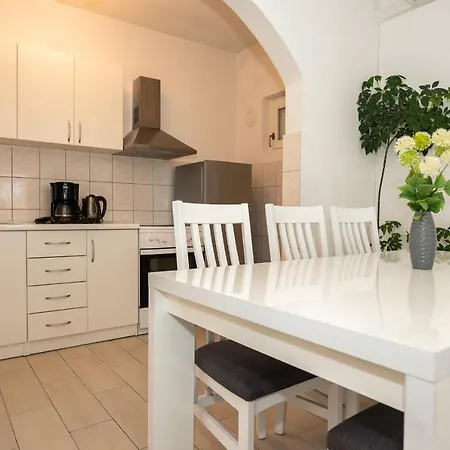 Villa House San Mario - Pets Friendly Rural